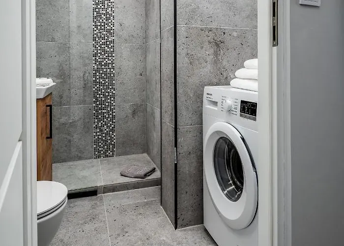 D&k Chlodna 15 Warszawa